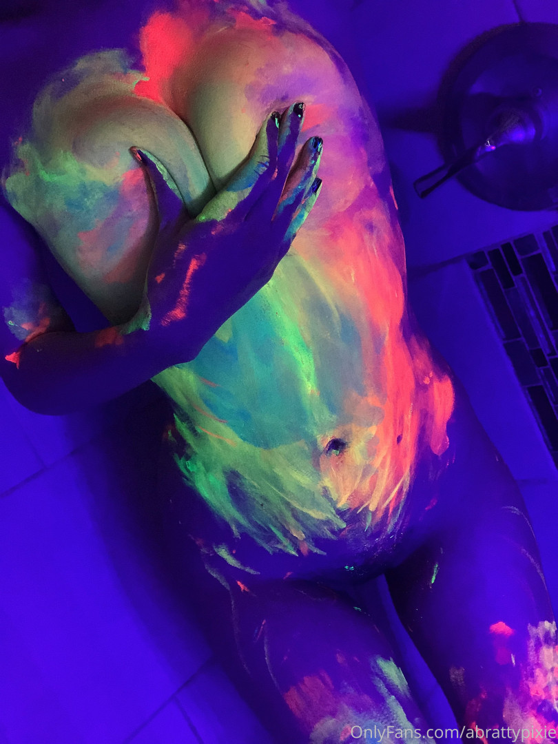 Photo by abrattypixie published on October 16,2023 21:55:36 - BestThots