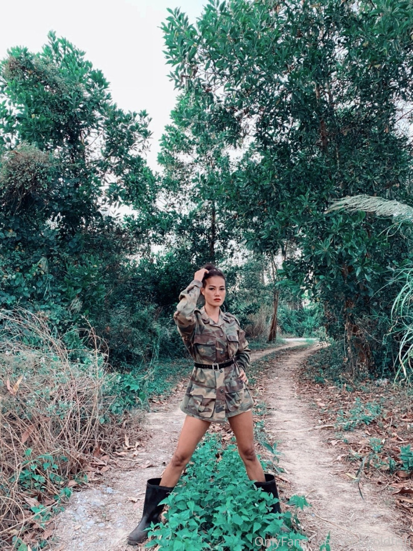 Photo by yourgoldfish published on May 15,2023 18:53:22 - BestThots