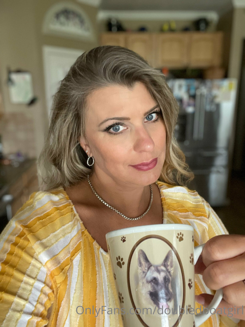 Photo by doubledboatgirl published on July 14,2023 00:04:49 - BestThots