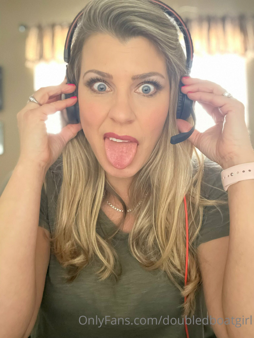 Photo by doubledboatgirl published on July 14,2023 00:06:04 - BestThots