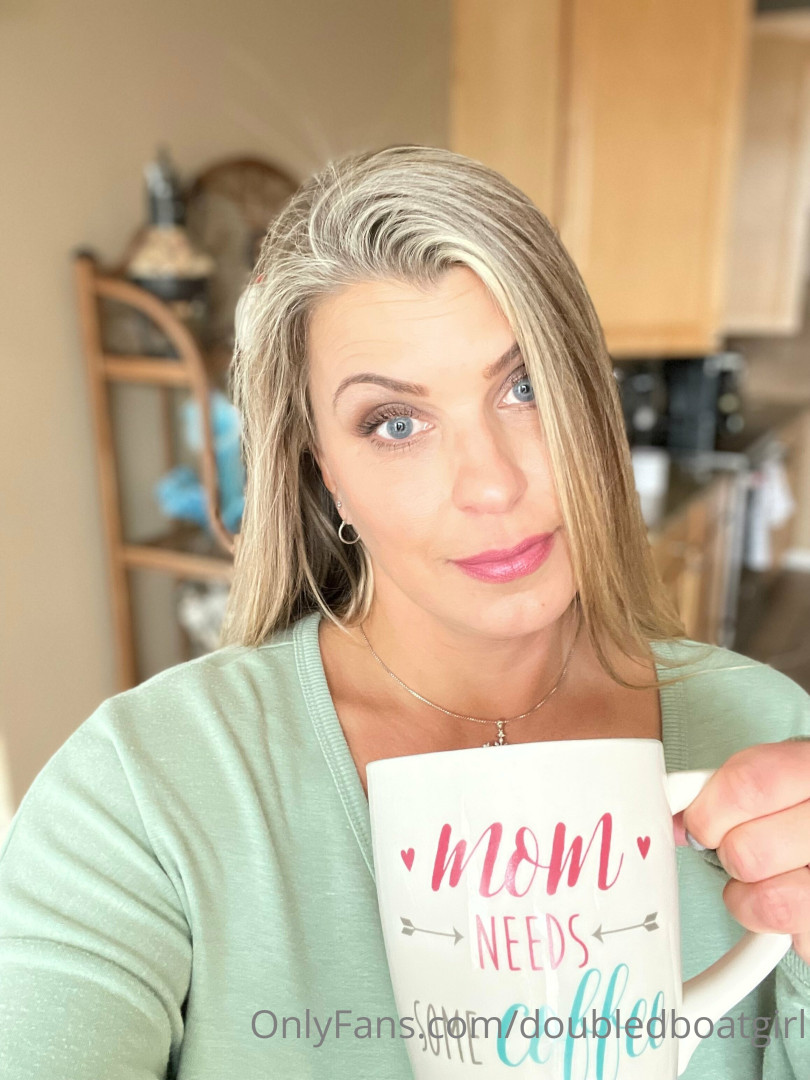 Photo by doubledboatgirl published on July 14,2023 00:06:19 - BestThots