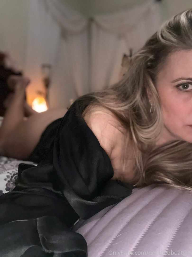 Photo by doubledboatgirl published on July 14,2023 00:07:50 - BestThots