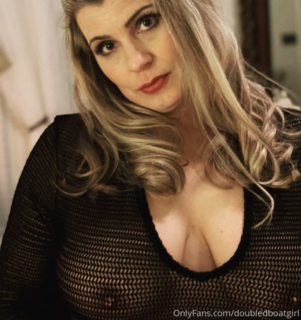 Photo by doubledboatgirl published on July 14,2023 06:18:26 - BestThots