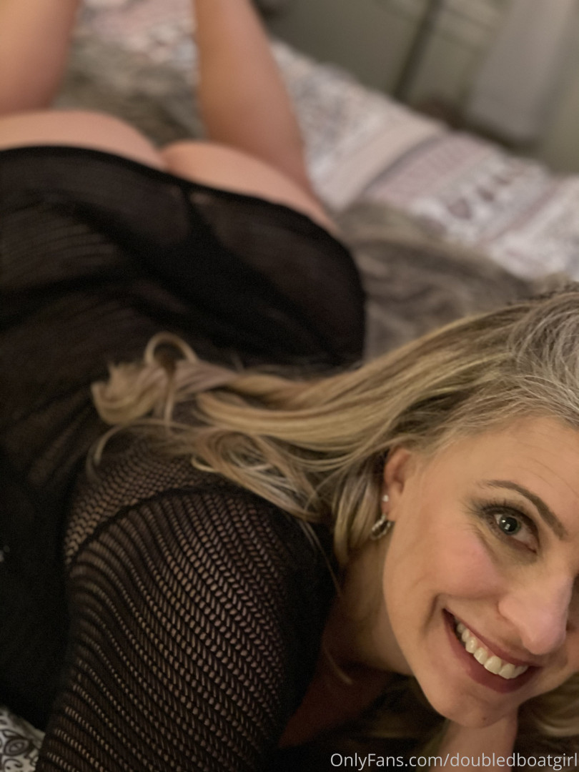 Photo by doubledboatgirl published on July 14,2023 06:19:24 - BestThots