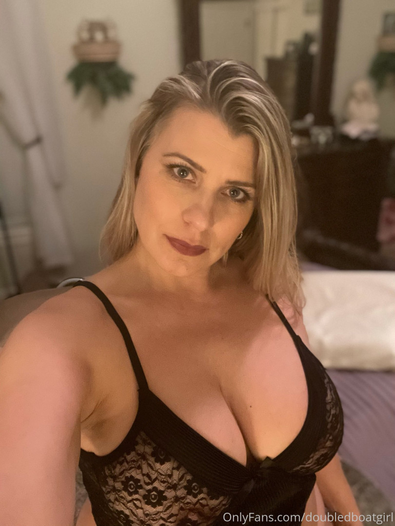 Photo by doubledboatgirl published on July 14,2023 06:45:52 - BestThots