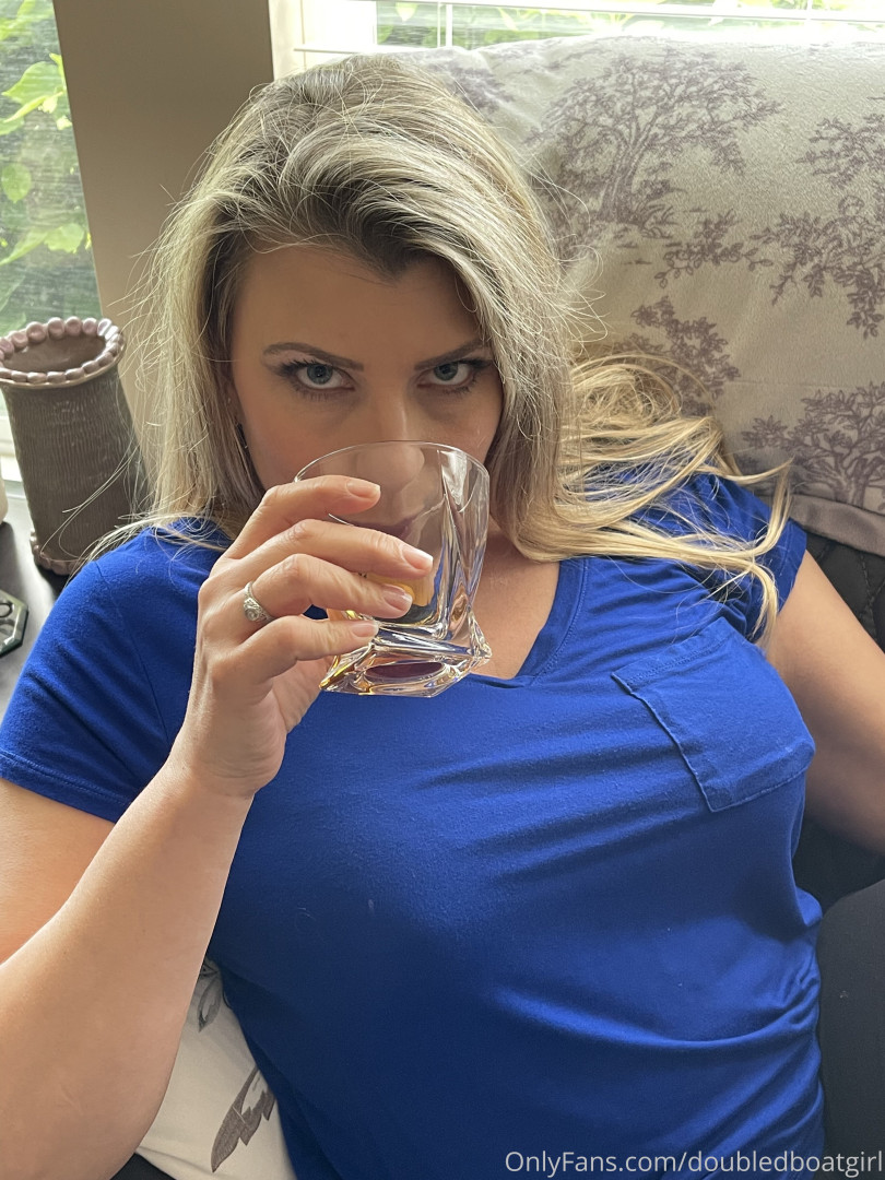 Photo by doubledboatgirl published on July 14,2023 06:58:45 - BestThots
