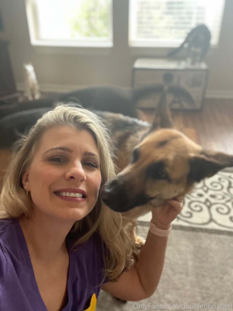 Photo by doubledboatgirl published on July 14,2023 07:20:43 - BestThots