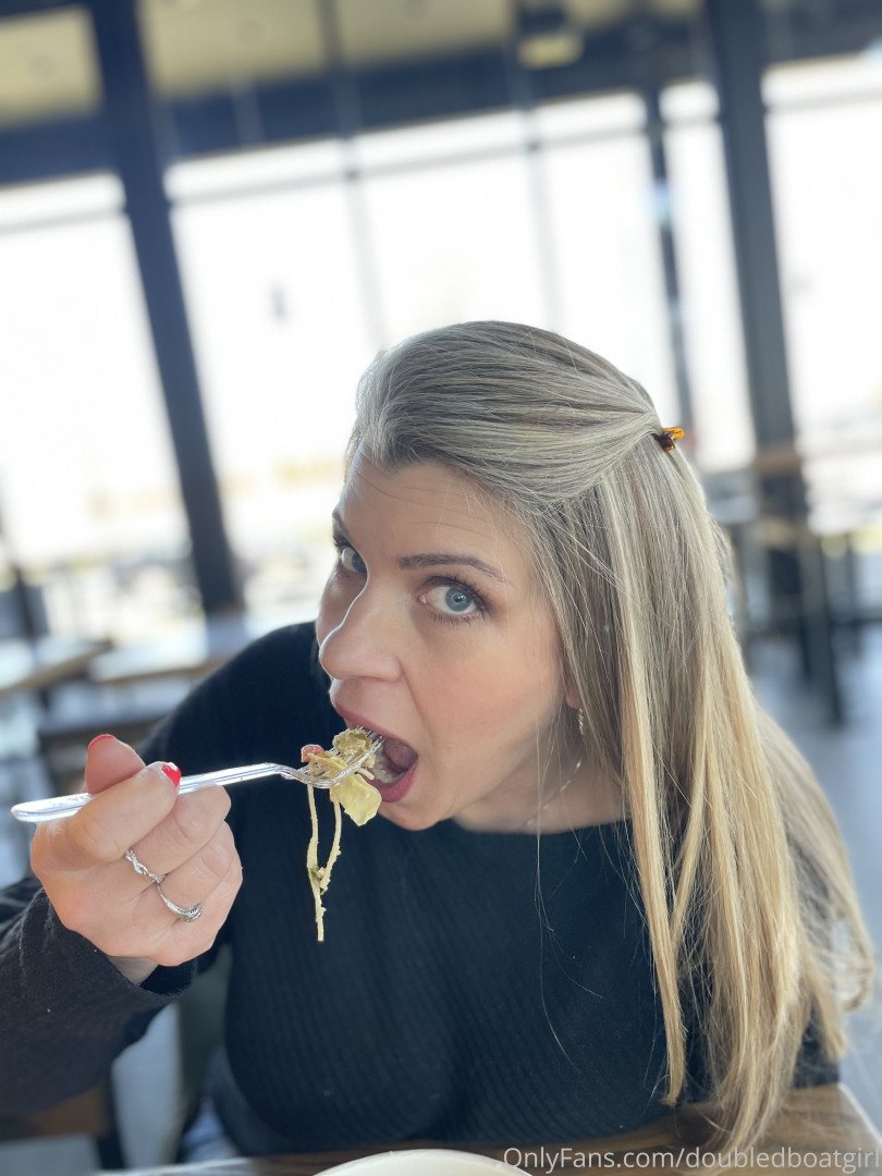 Photo by doubledboatgirl published on July 14,2023 07:22:47 - BestThots