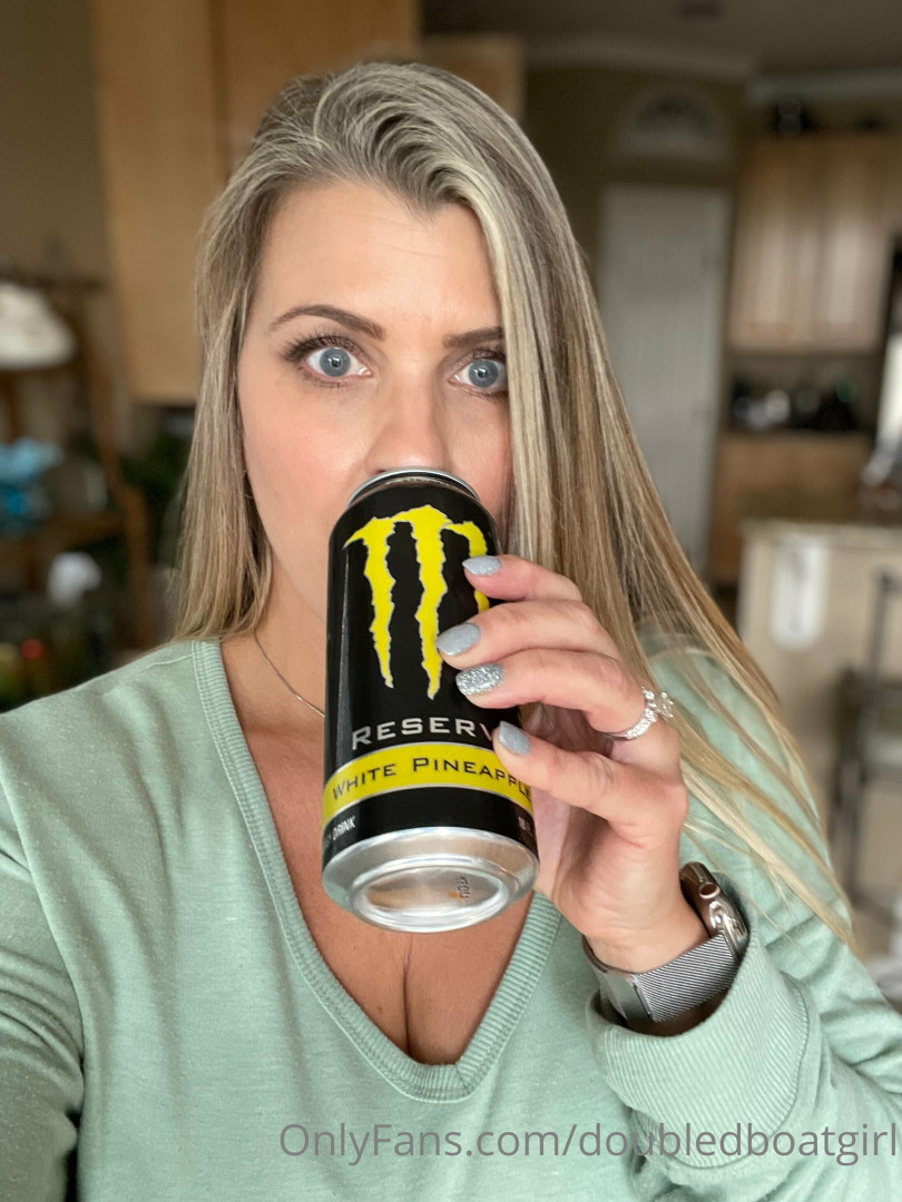 Photo by doubledboatgirl published on July 14,2023 07:23:12 - BestThots