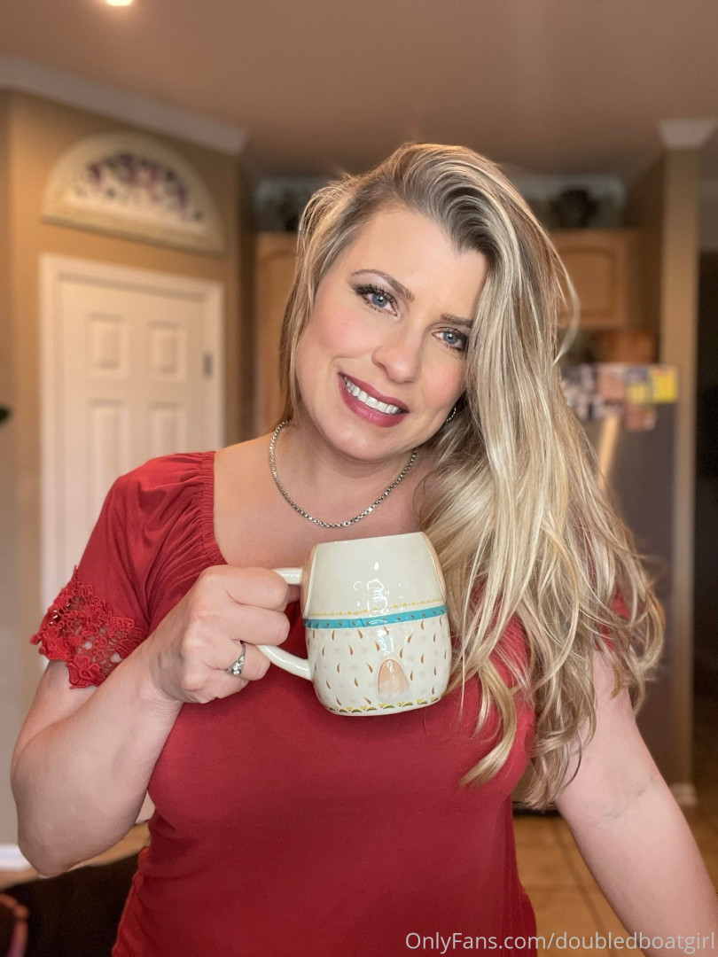 Photo by doubledboatgirl published on July 14,2023 07:23:41 - BestThots