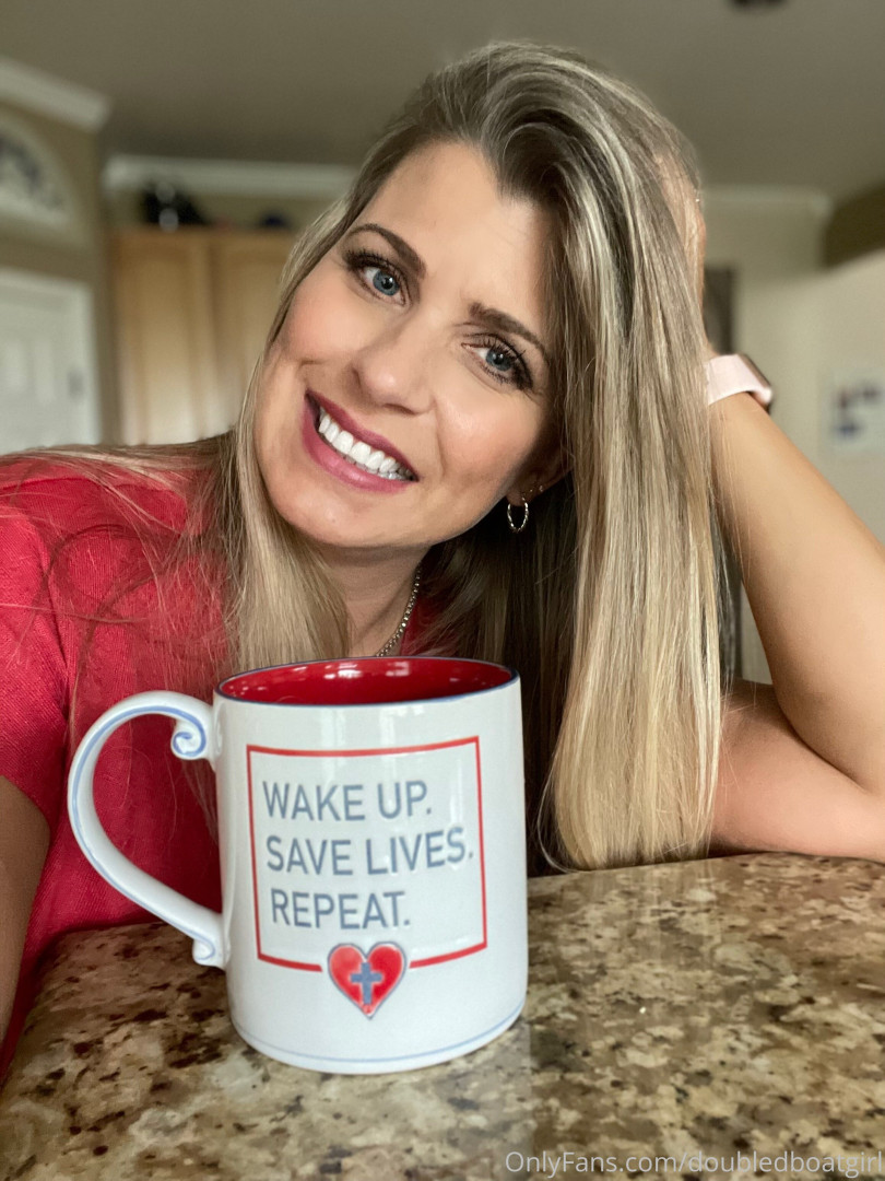 Photo by doubledboatgirl published on July 14,2023 07:23:47 - BestThots