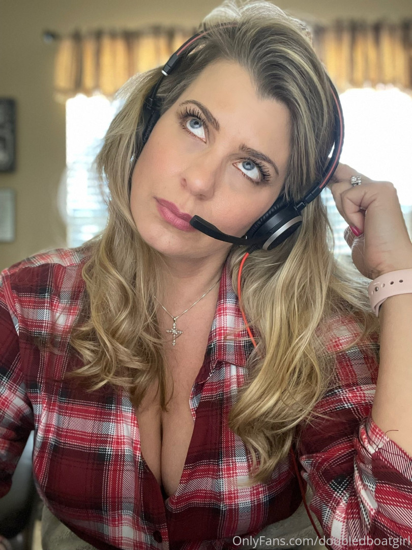 Photo by doubledboatgirl published on July 14,2023 07:25:05 - BestThots