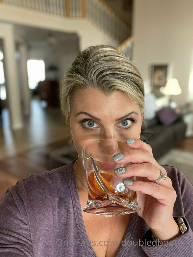 Photo by doubledboatgirl published on July 14,2023 07:28:03 - BestThots