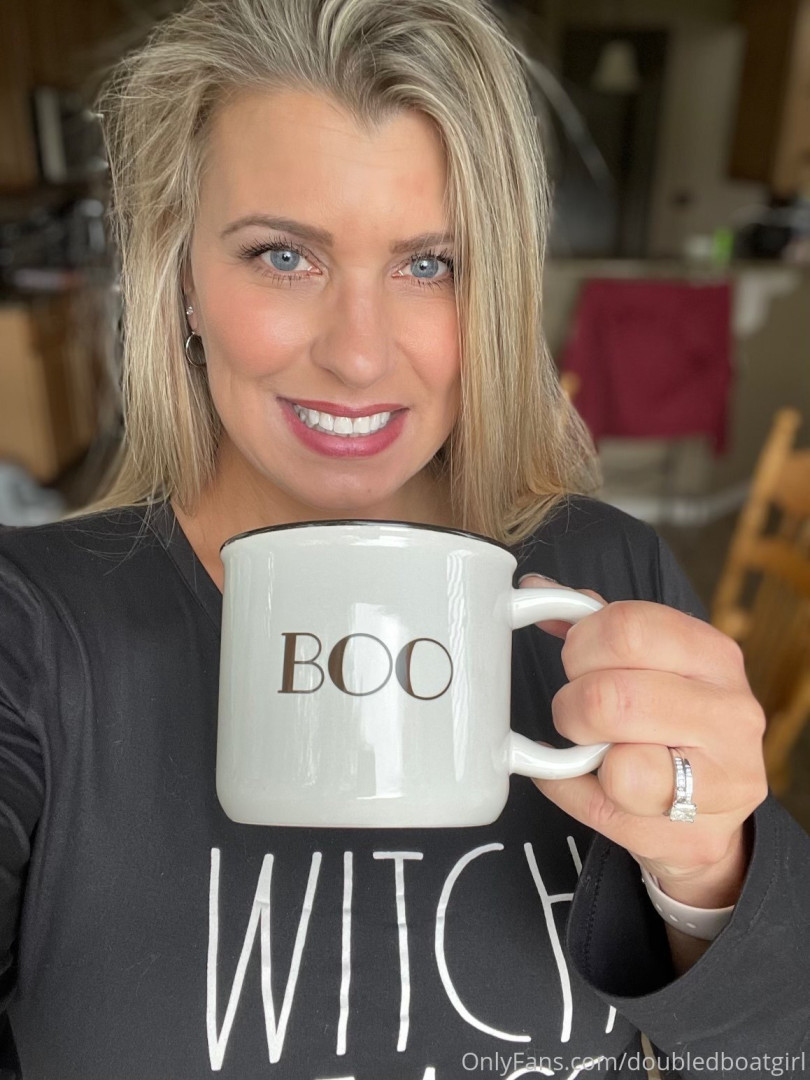 Photo by doubledboatgirl published on July 14,2023 07:29:28 - BestThots