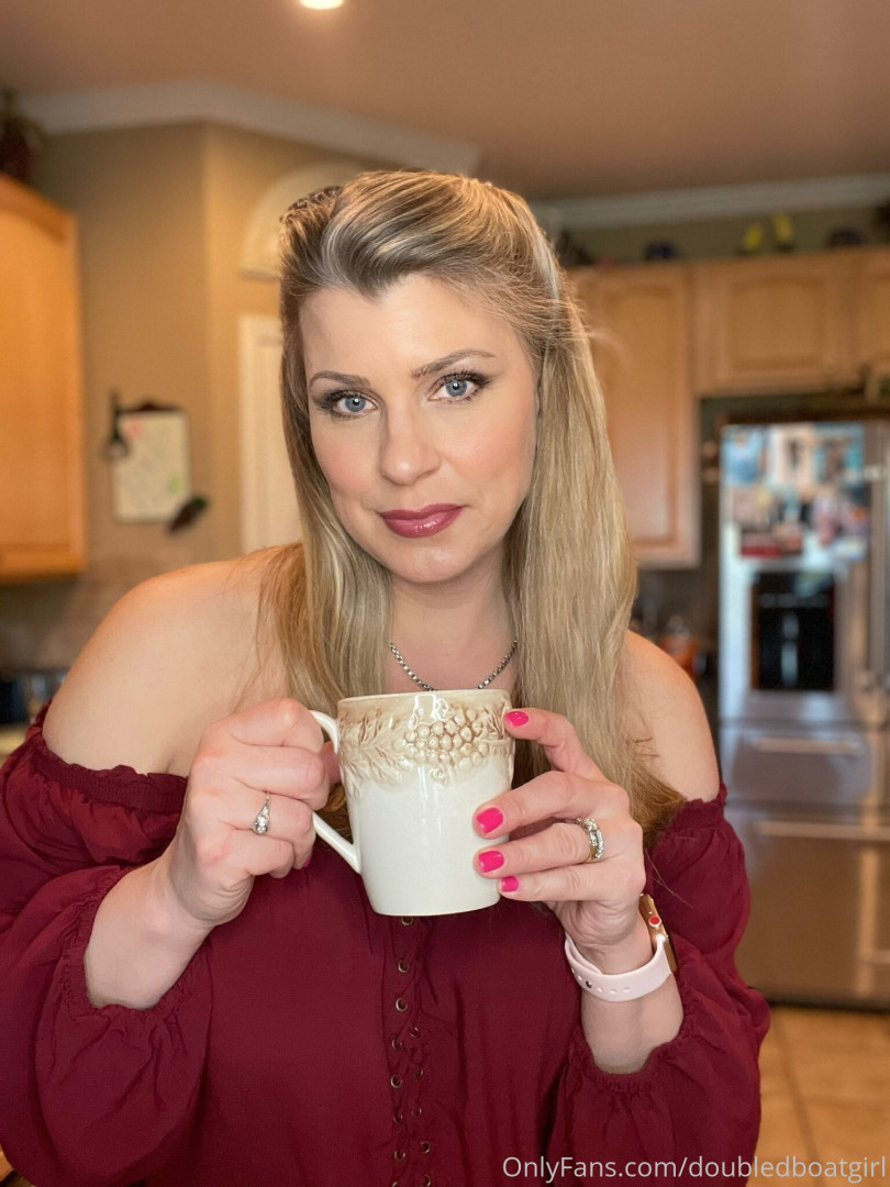 Photo by doubledboatgirl published on July 14,2023 07:31:11 - BestThots