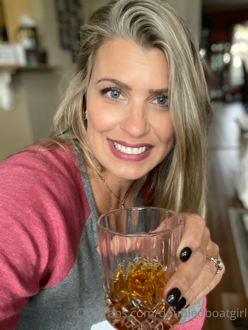 Photo by doubledboatgirl published on July 14,2023 07:33:49 - BestThots