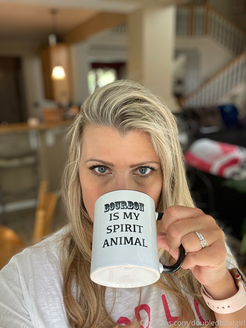 Photo by doubledboatgirl published on July 14,2023 07:36:21 - BestThots