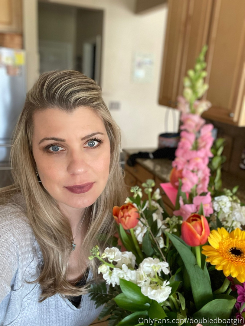 Photo by doubledboatgirl published on July 14,2023 07:39:22 - BestThots