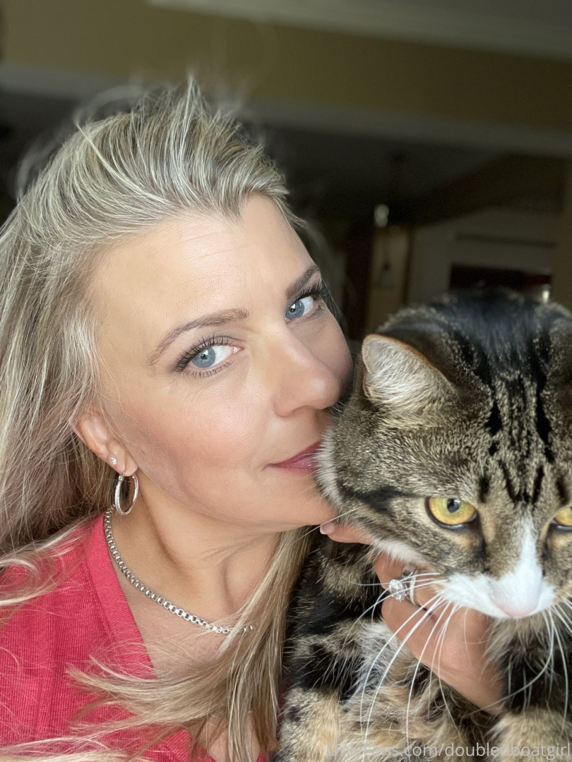 Photo by doubledboatgirl published on July 14,2023 07:39:53 - BestThots