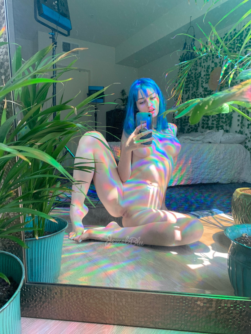 Photo by jewelzblu published on August 31,2023 11:39:40 - BestThots