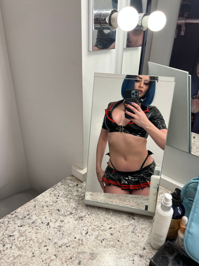 Photo by jewelzblu published on August 31,2023 13:12:41 - BestThots