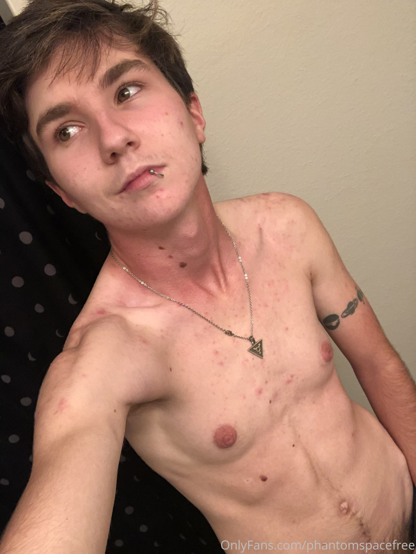 Photo by phantomspacefree published on May 19,2023 12:34:00 - BestThots