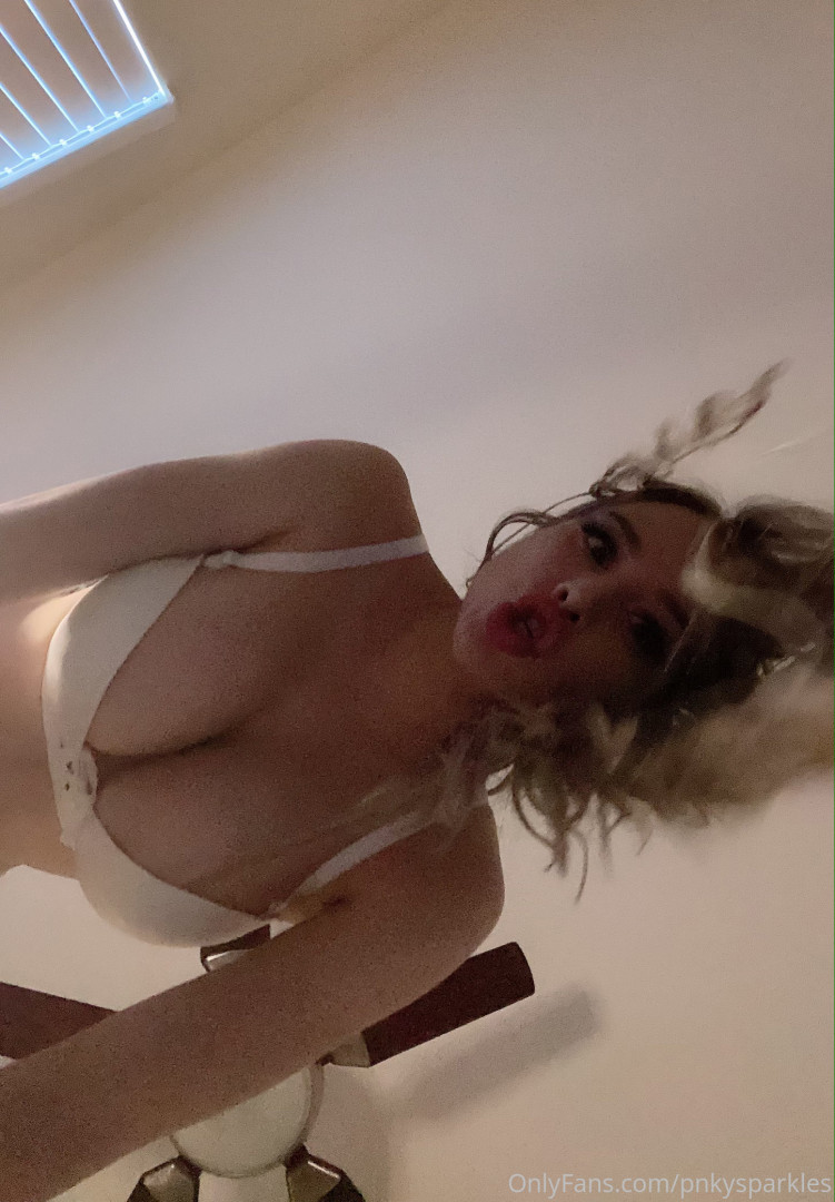 Photo by pnkysparkles published on October 13,2023 06:22:27 - BestThots