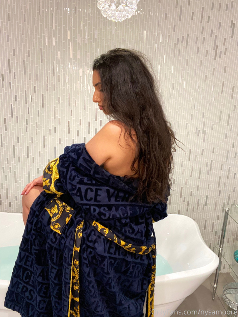 Photo by nysamoore published on July 6,2023 00:05:23 - BestThots