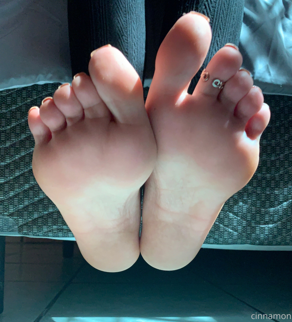Photo by cinnamonfeet2 published on June 20,2023 15:22:40 - BestThots