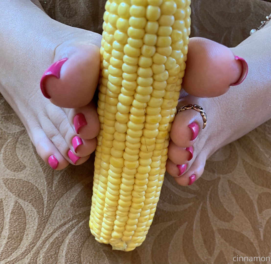 Photo by cinnamonfeet2 published on June 20,2023 15:23:14 - BestThots