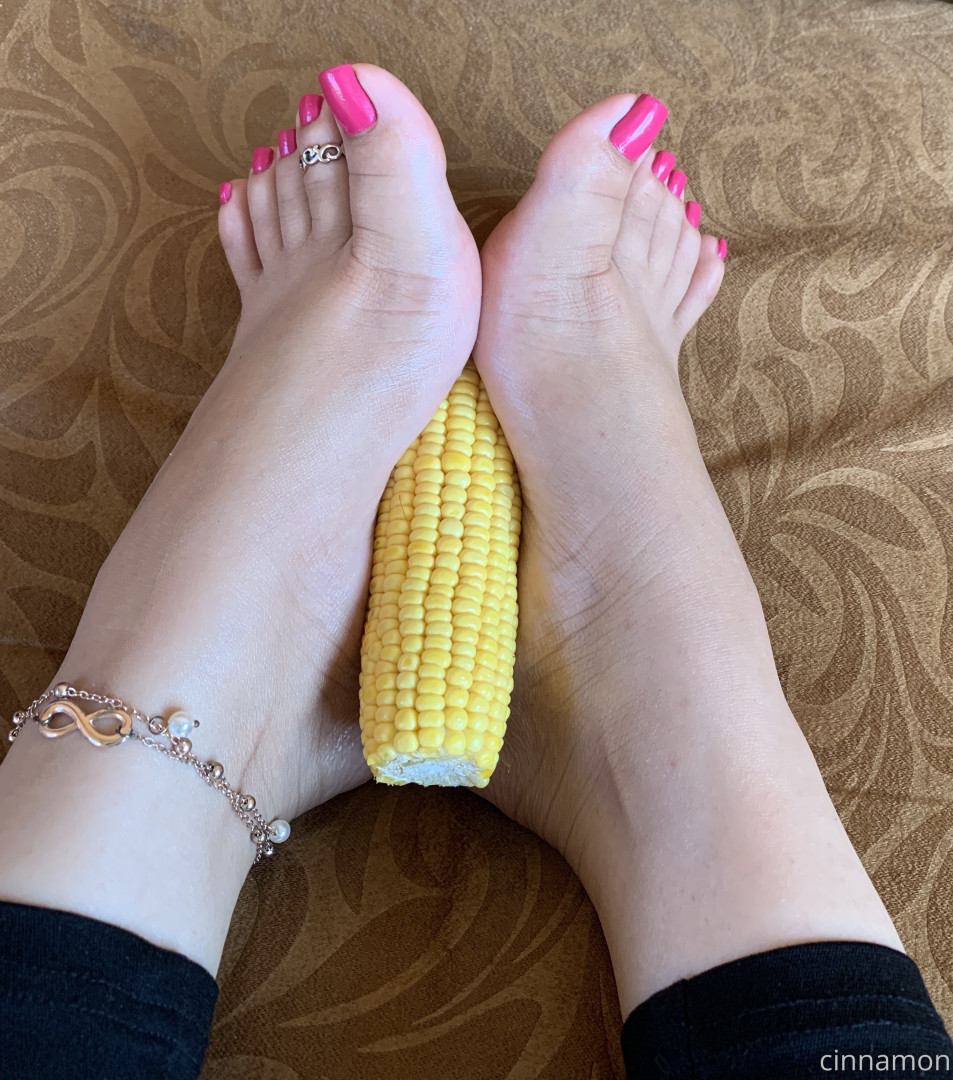 Photo by cinnamonfeet2 published on June 20,2023 15:27:42 - BestThots