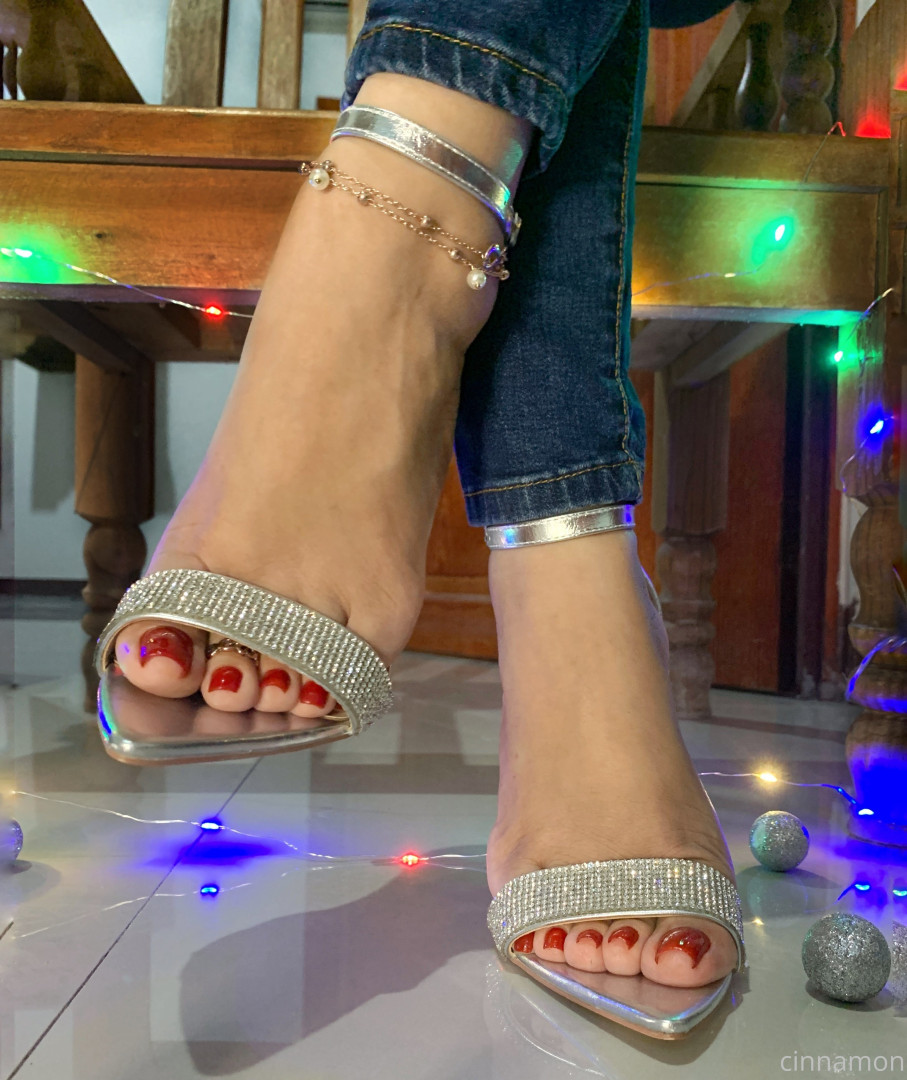 Photo by cinnamonfeet2 published on June 20,2023 15:33:25 - BestThots