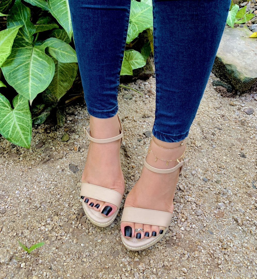 Photo by cinnamonfeet2 published on June 20,2023 15:40:16 - BestThots