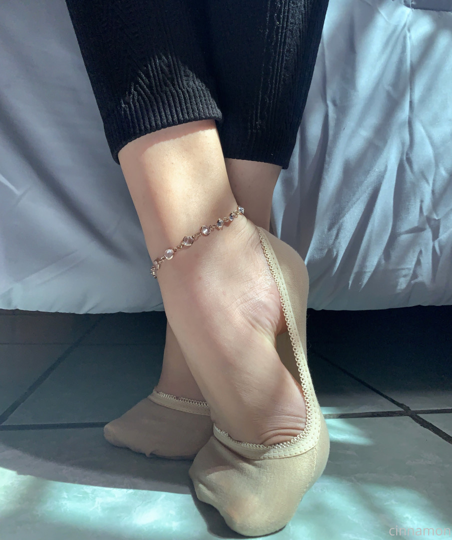 Photo by cinnamonfeet2 published on June 20,2023 15:41:21 - BestThots