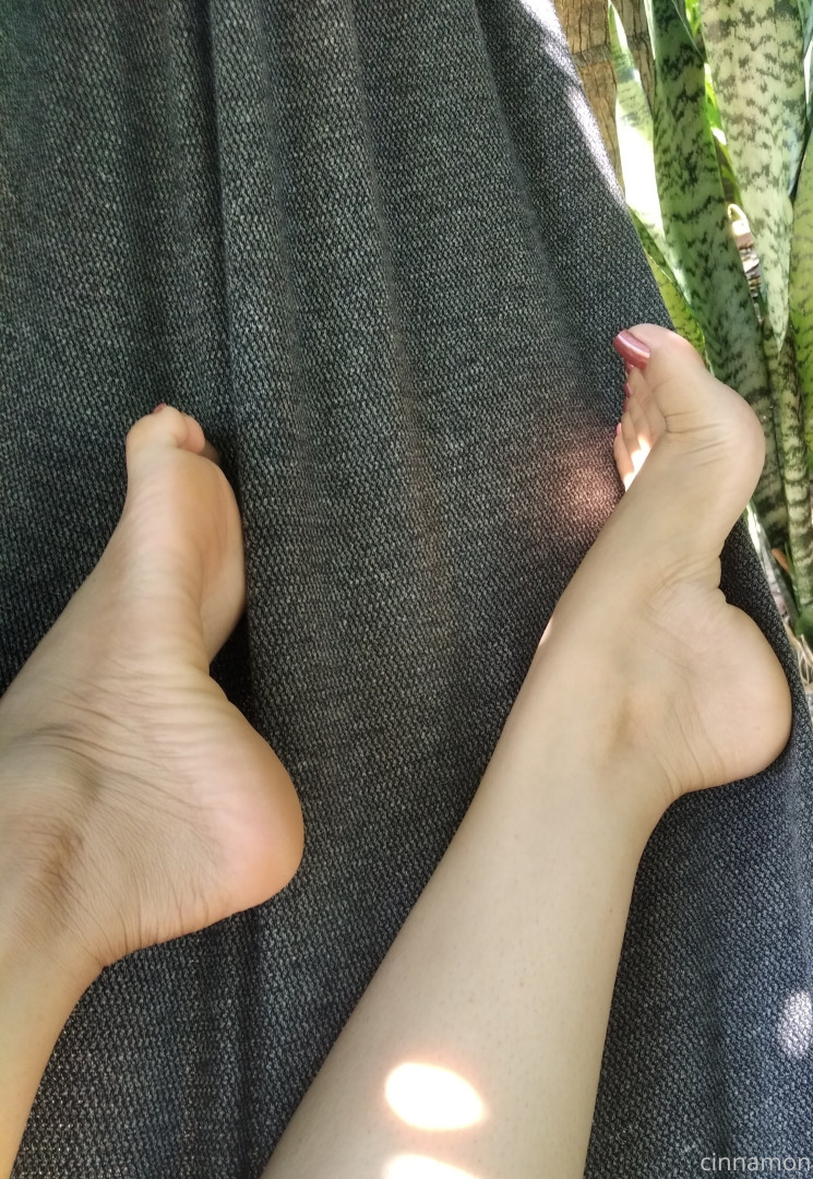 Photo by cinnamonfeet2 published on June 20,2023 15:43:20 - BestThots