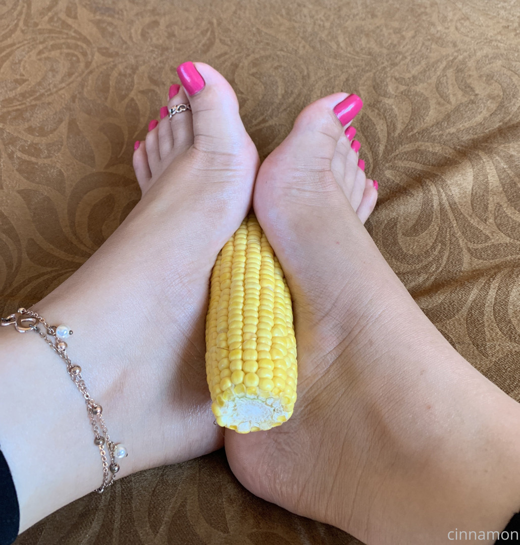 Photo by cinnamonfeet2 published on June 20,2023 15:45:17 - BestThots