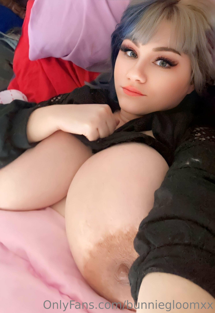 Photo by bunniegloomxx published on July 28,2023 05:20:44 - BestThots
