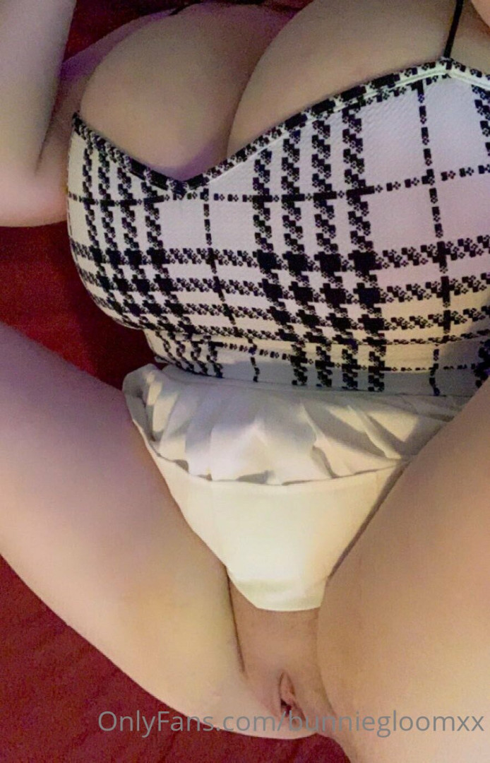 Photo by bunniegloomxx published on July 28,2023 05:21:44 - BestThots
