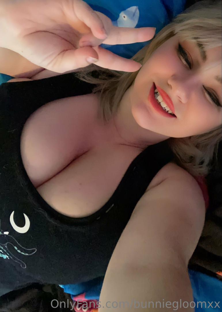 Photo by bunniegloomxx published on July 28,2023 05:23:24 - BestThots