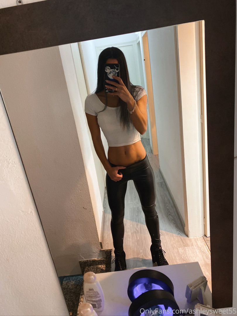 Photo by ashleysweet55 published on October 16,2023 19:04:03 - BestThots