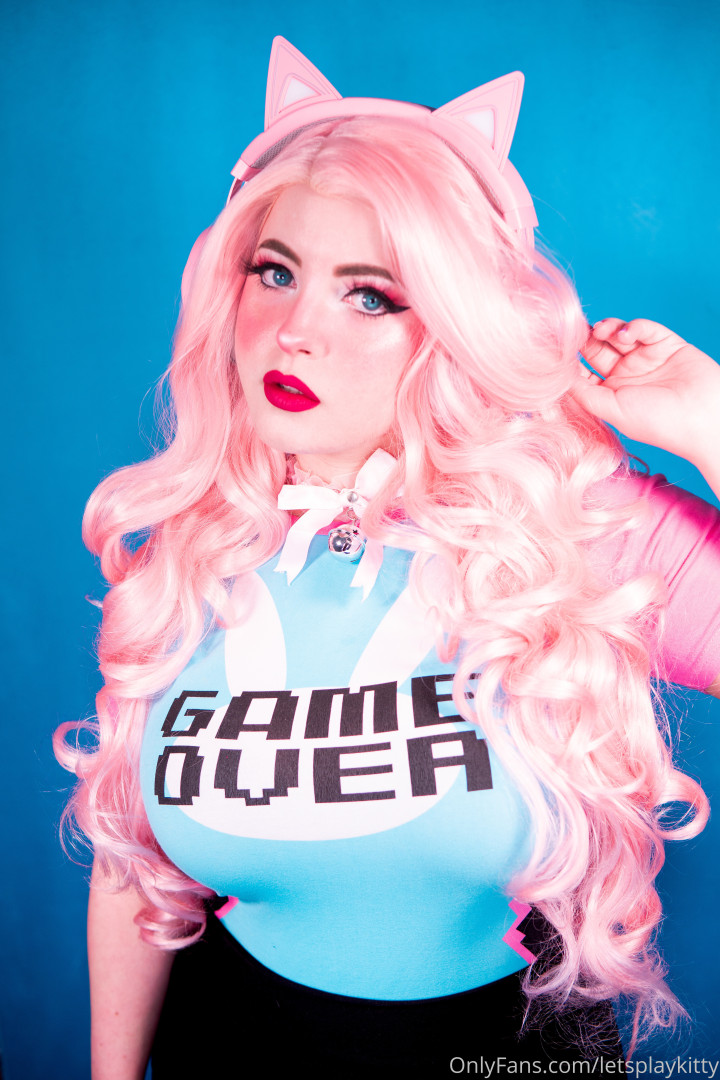 Photo by letsplaykitty published on October 13,2023 14:38:07 - BestThots