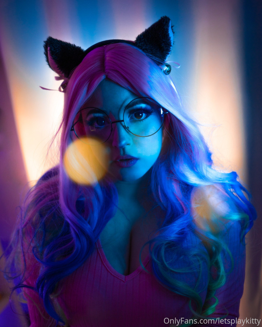 Photo by letsplaykitty published on October 13,2023 17:09:26 - BestThots