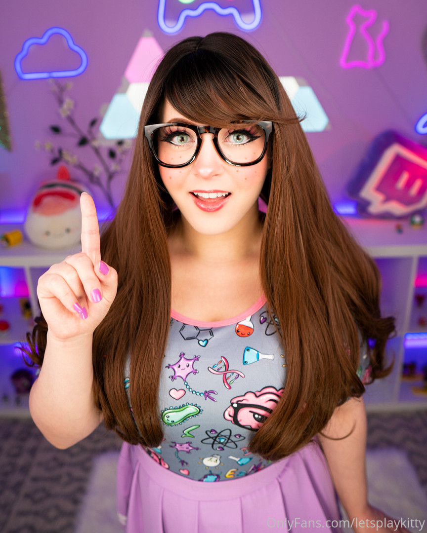 Photo by letsplaykitty published on October 13,2023 17:12:36 - BestThots