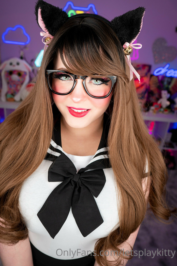 Photo by letsplaykitty published on October 13,2023 20:00:57 - BestThots