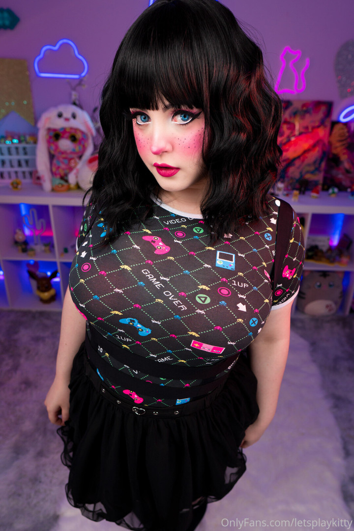 Photo by letsplaykitty published on October 13,2023 21:06:42 - BestThots