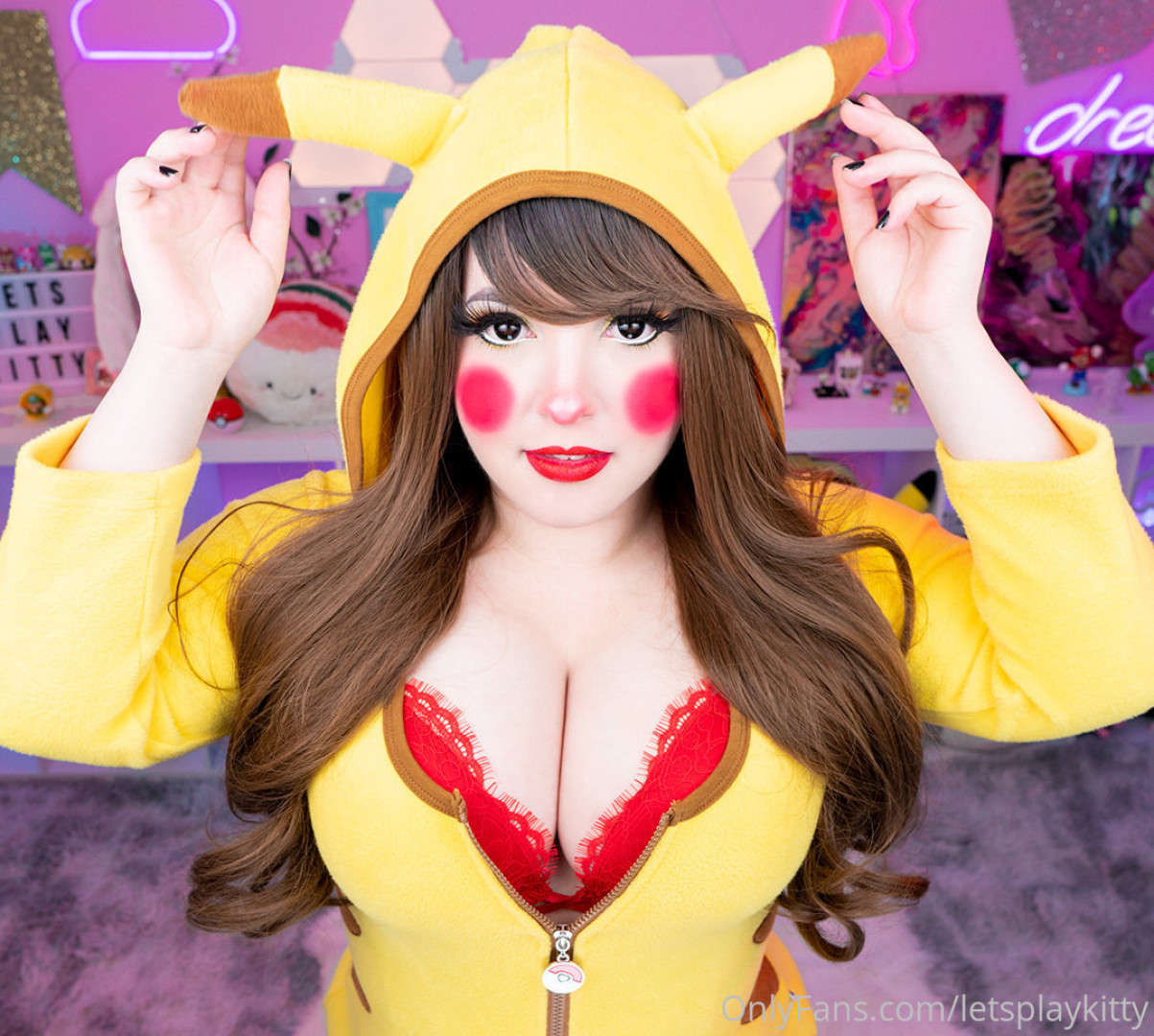 Photo by letsplaykitty published on October 13,2023 21:42:36 - BestThots