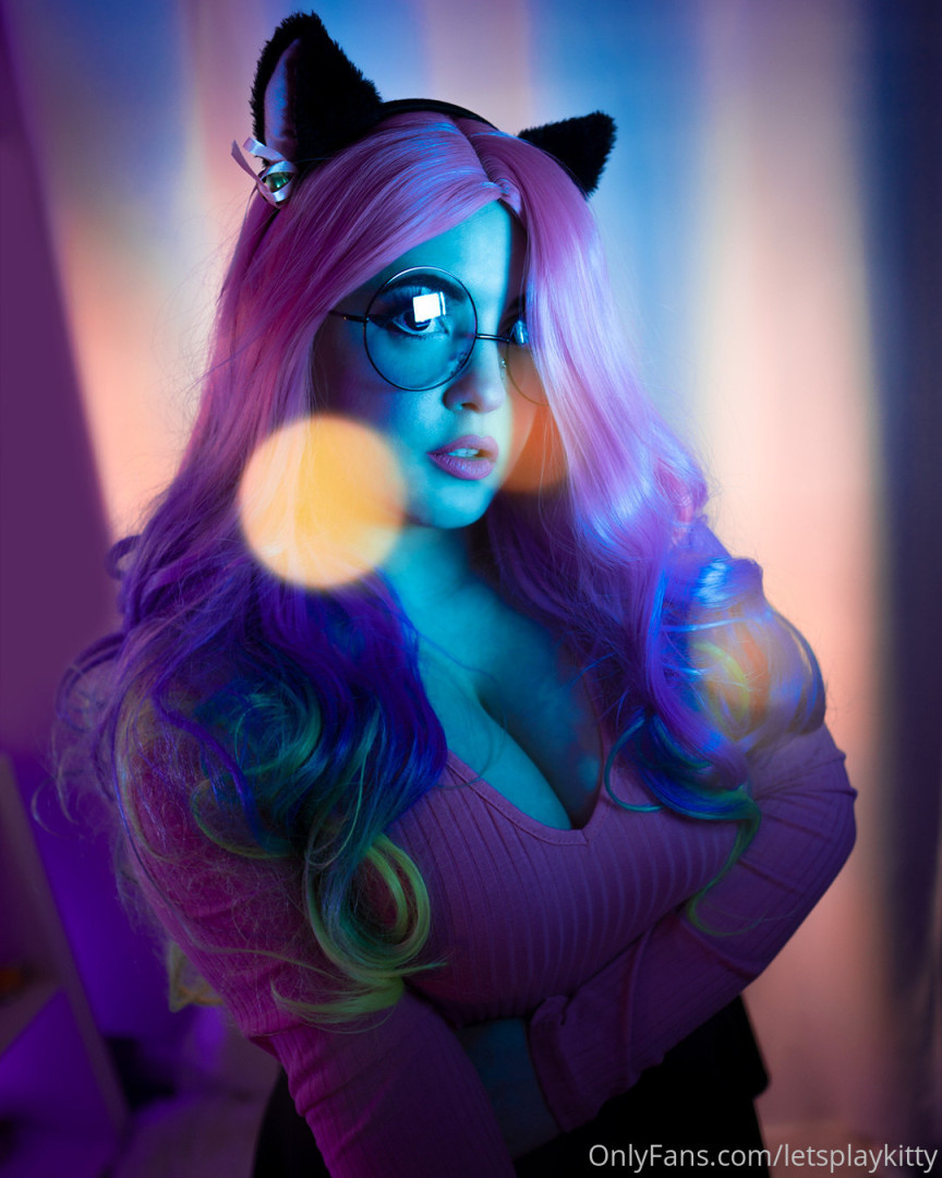 Photo by letsplaykitty published on October 13,2023 23:21:26 - BestThots