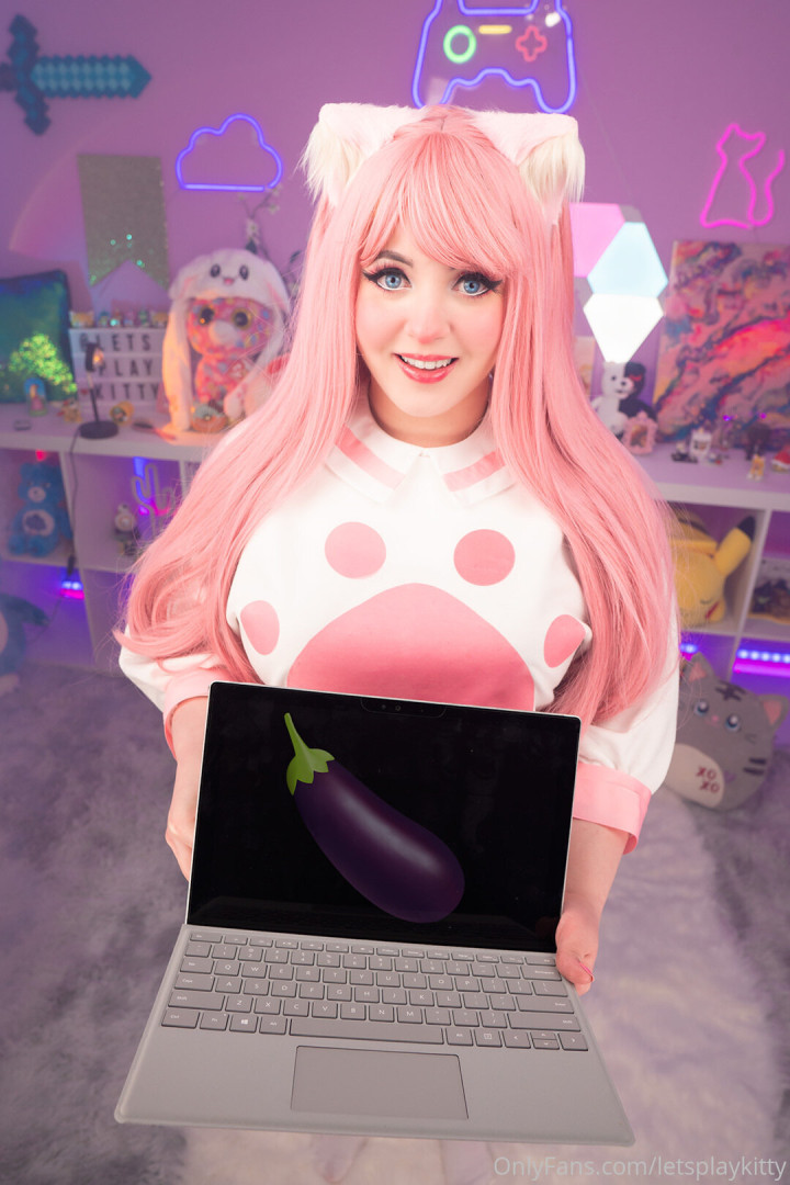 Photo by letsplaykitty published on October 14,2023 14:17:27 - BestThots