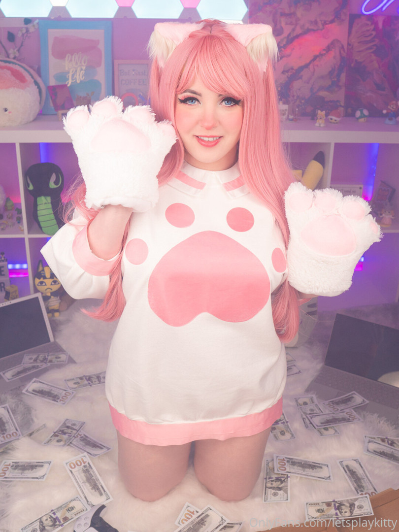 Photo by letsplaykitty published on October 14,2023 14:49:51 - BestThots