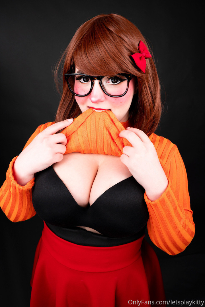 Photo by letsplaykitty published on October 14,2023 19:05:28 - BestThots